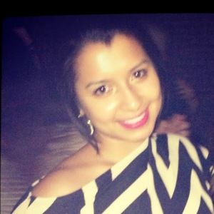 Meet your Posher, Mayra